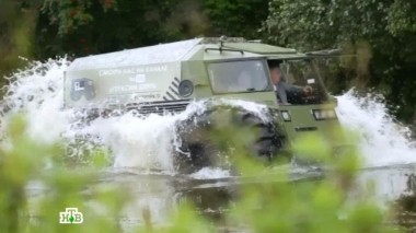 Дрейфующий дом и плавучий автобус, каменная посуда и паровая щетка-утюжок 15.10.2016