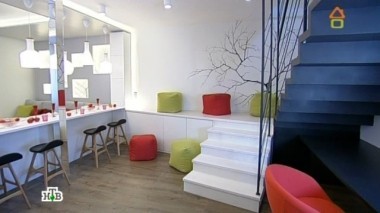 Гостиная с барной стойкой, садовой беседкой и подиумом 28.03.2015