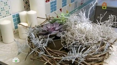 Кухня с функциональным островом, мозаичным ковром и изумрудным полом 12.12.2014