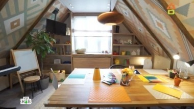 Мансарда с геометрическими рисунками на стенах 28.05.2016