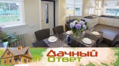 Просторная кухня-столовая с необычным освещением 05.11.2017