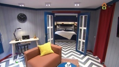 Спальня и гостиная с Женщиной с пилой и левитирующим растением 17.09.2016