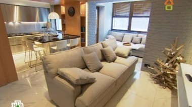 Стальная кухня, гостиная из дерева и кирпича, музыкальный салон и креативная новогодняя елка 25.12.2016