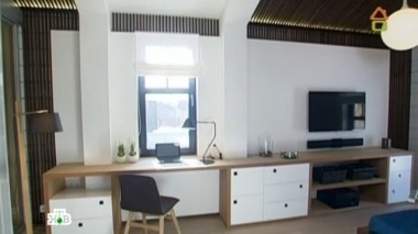 Светлая спальня с гардеробной на сумрачной мансарде 08.03.2014