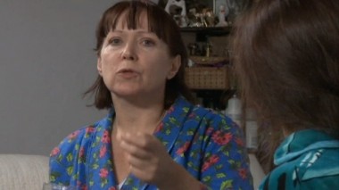 Кто и с какой целью запугивает пенсионерку и ее дочь? 24.07.2013