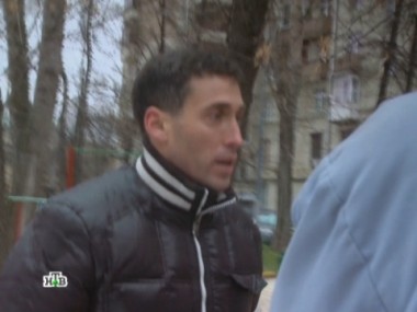 Он хотел дело миром решить, но получилось, что развязал войну со всей родней... 25.01.2012