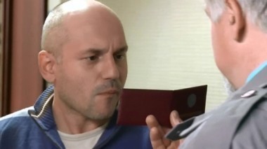 Отец уверен, что раз сын на него не похож, то жена родила от другого мужчины 30.06.2014