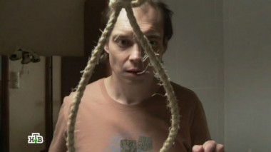 Парень уверен, что его отец кидается на близких из-за своей тяжелой болезни 16.03.2014