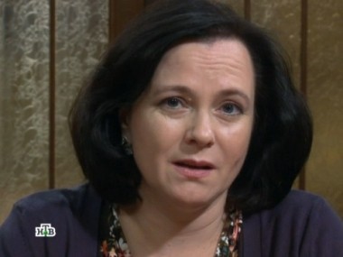 Почему она решила во что бы то ни стало помочь своему знакомому? 13.10.2012