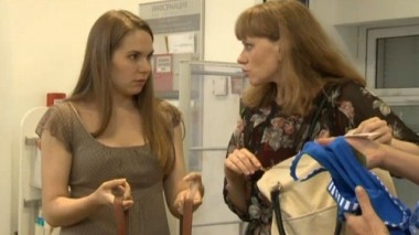 Поход по магазинам закончился для девушки и ее матери обвинением в воровстве 24.12.2013