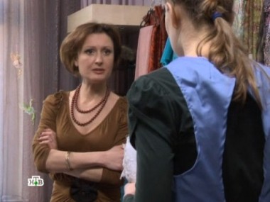 Швею хотят уволить за испорченное свадебное платье 09.01.2013