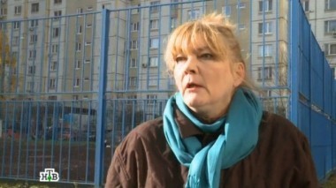 Соседка невзлюбила новых жильцов и угрожает отравить их собаку 29.11.2013