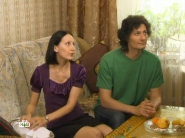 У хозяйки квартиры, где идет ремонт, пропало кольцо. Кто украл драгоценность? 11.08.2012