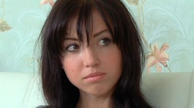 Внезапно сменив милость на гнев, подруга разрушила мечты супругов о новой квартире 17.08.2014