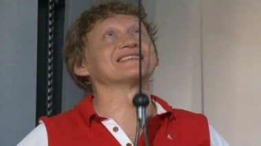 Жена выгнала мужа из дома и замучила родных приступами агрессии 11.01.2014