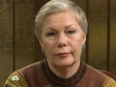 Женщина поссорилась с сыном и разругалась с мужем из-за ордена 30.09.2014