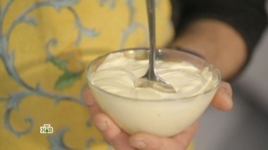 Почему сметана - опасный продукт, чем полезен гранат и как избавиться от вредных пищевых привычек? 01.04.2017