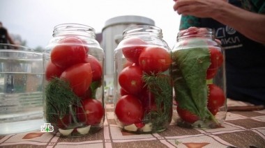 Польза и вред домашних заготовок, 5 вегетарианских блюд и особенности селедки 26.08.2016