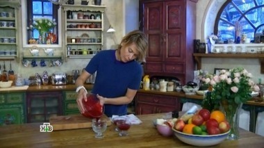 Домашняя паста с рагу из кролика, ягодный мармелад и японский салат с запеченными баклажанами и помидорами 22.04.2017