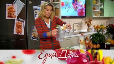 Ягодные тарталетки, куриные бедрышки по-весеннему, салат из гречки с брокколи и апельсином 07.04.2022