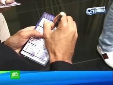 Итоги жеребьевки Лиги чемпионов, Зенит - Краснодар, интервью с Виктором Файзулиным и турнир памяти Морозова глазами его участников 30.08.2011