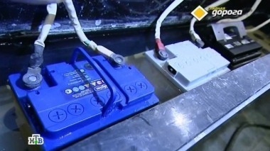 Аккумулятор, штрафы через приложение, помощь простого карандаша и лака для ногтей 12.12.2014