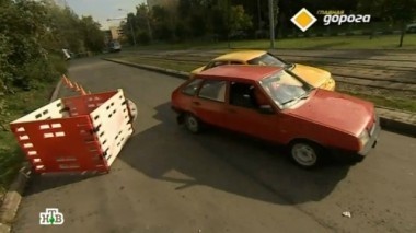 Дай дорогу дураку, выбираем Chevrolet Lacetti и вратарь за рулем автомобиля 28.09.2013