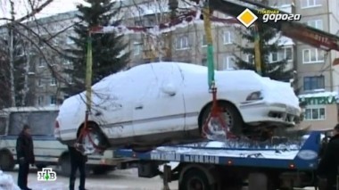 Как автомобилисты встретили зиму, что делать с автохламом и с записями видеорегистраторов, а также - экономная парковка 30.11.2013