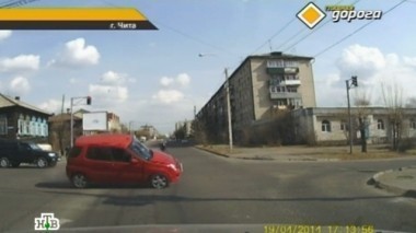 Как еще можно спрятать номера от радаров, бойкот ОСАГО, новая машина и замена колеса без ключа под рукой 25.04.2014