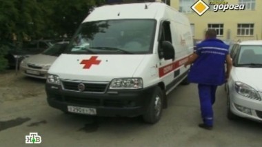 Конфликт ГАИ и скорой помощи, всесильный инспектор, мойщики-угонщики и волшебное детское кресло 19.10.2013