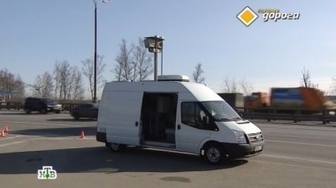 Пожар в многоэтажке: что делать с припаркованными машинами -таранить или оттаскивать? 05.03.2016