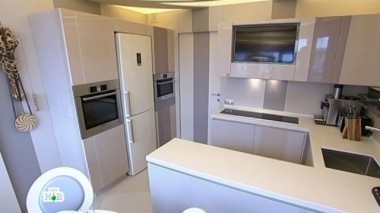 Круги на воде и креативная планировка для кухни с эркером 25.04.2015