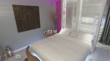 Светлая спальня с гардеробной и ажурным шкафом 31.07.2015