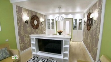 Тропическая тема в яркой, камерной и уютной гостиной 30.01.2015