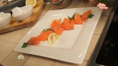 Как выбирать красную рыбу, а также - детские автокресла, точность градусников и народная медицина 16.04.2017