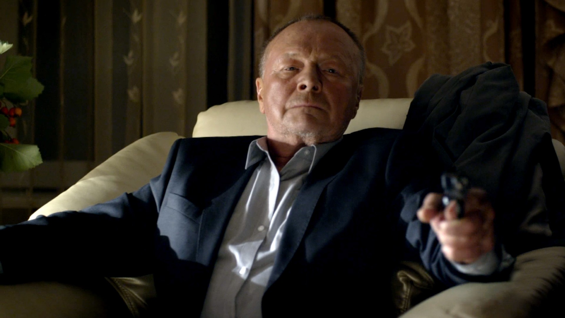 Отставник. Спасти врага