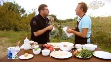 Астрахань: разноцветные арбузы, рыбалка, пирог с рыбой 12.09.2015