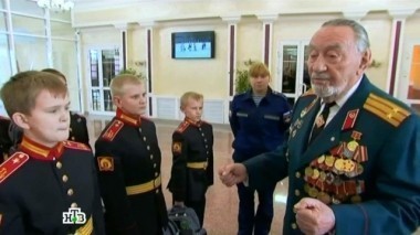 Алые погоны в городе оружейников: тульские суворовцы снова в строю 20.01.2017