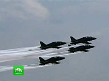 Летчики со всего мира приняли участие в грандиозном шоу к столетию ВВС 26.10.2012