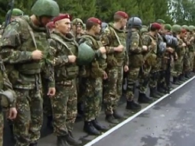 Последний бой - он трудный самый: соревнования спецназа и разведки ВВ 22.11.2012