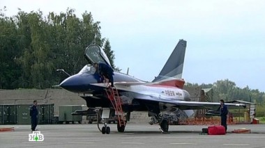 В небе России - летчики Поднебесной: первые зарубежные гастроли 1 августа 16.05.2014