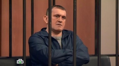 Бизнесмен, поссорившись с компаньоном, начал его шантажировать и в итоге вынудил сыграть в русскую рулетку 20.12.2016