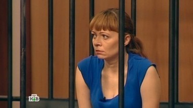 Чтобы скрыть кражу денег у работодателя, женщина зарубила своих коллег-подельников 03.03.2015