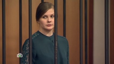 Девушка после смерти отца запретила маме вновь выходить замуж и убила ее нового жениха 25.06.2017