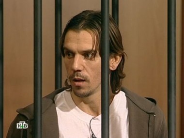 Ему хотелось музыки, а участковому - порядка  03.12.2012