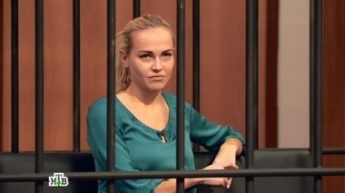 Испугавшись разоблачения и развода, женщина набросилась на мужа с ножом  18.01.2017