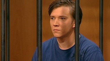 История из прошлого печально аукнулась молодоженам сразу после свадьбы 17.06.2013