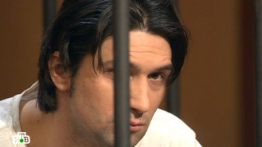 Корыстный делец расправился со старушкой из-за брошки 18.01.2014