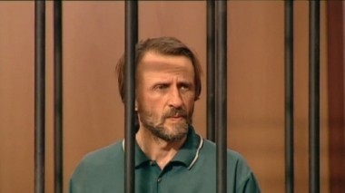 Маньяк-душитель убивал женщин в парке и забирал себе на память их личные вещи 27.09.2015