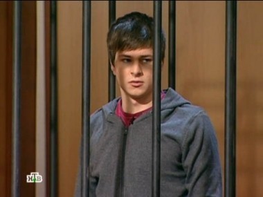 Мог ли приемный ребенок заказать убийство усыновившей его семьи? 15.02.2012